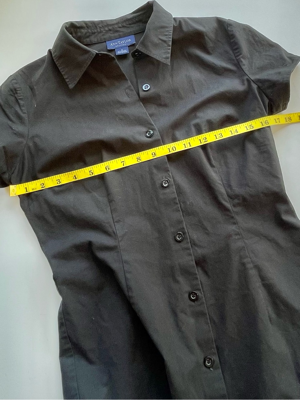 Ann Taylor Black Stretch Sheath Dress Button Front Short Sleeve Size 4 - Picture 8 of 9